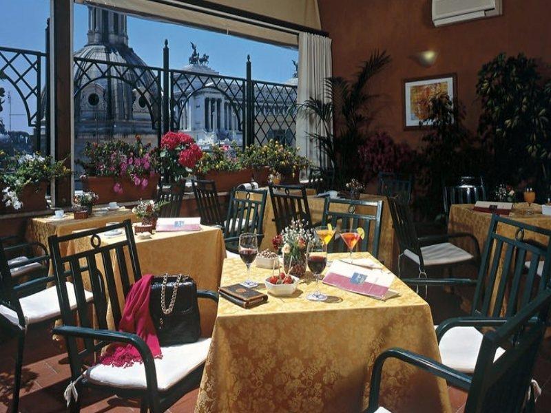 Cosmopolita Rome, Tapestry Collection By Hilton Roma